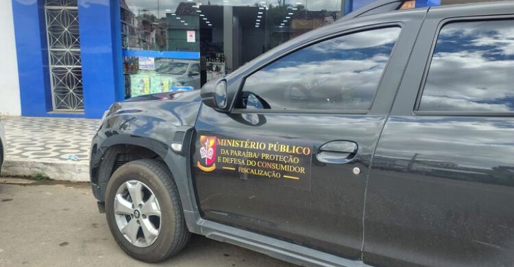 Quatro farmácias são autuadas durante fiscalização em Alagoa Grande
